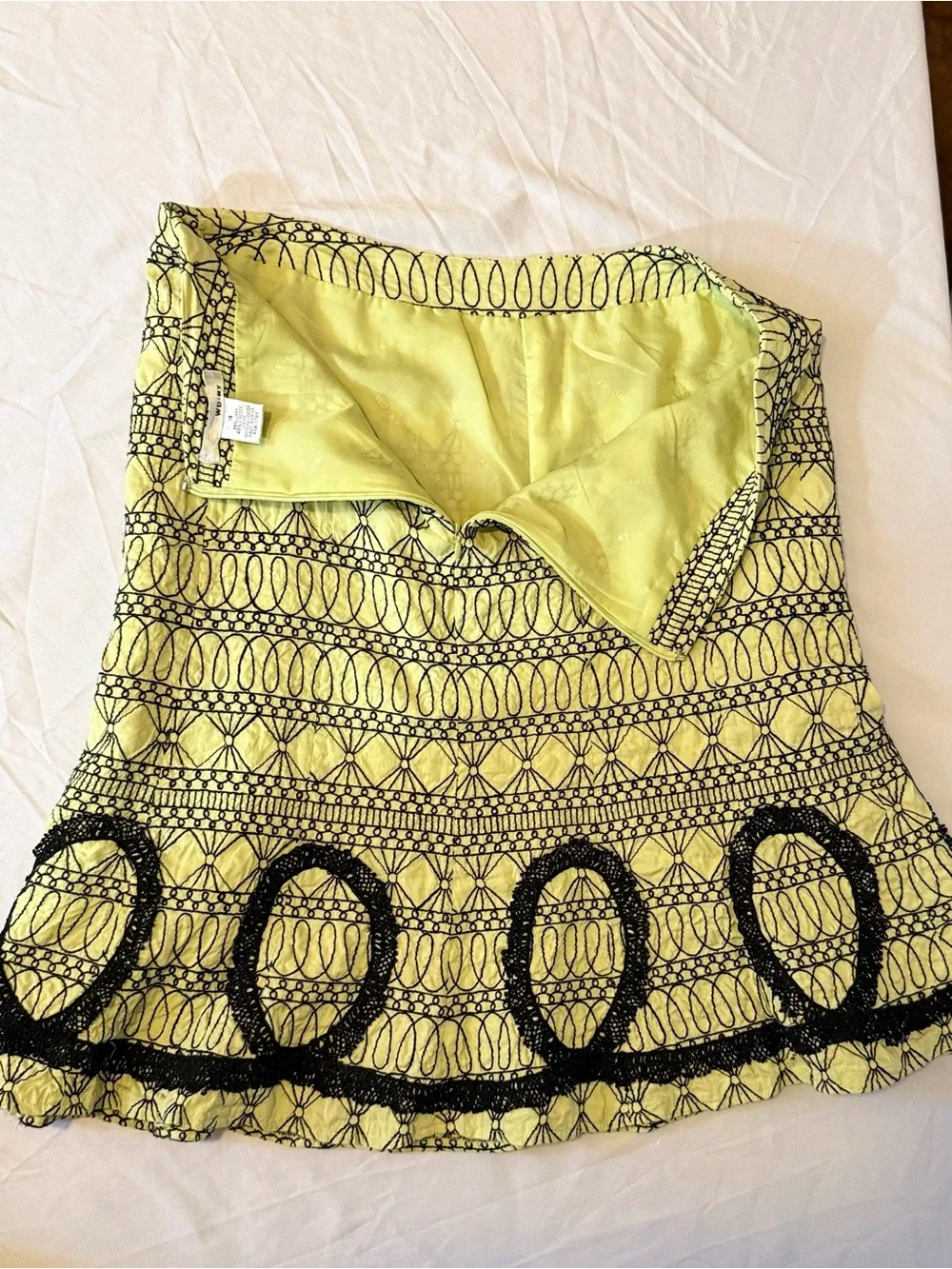 WD.NY Lime Green Y2K A-Line Skirt with Black Embroidery Size 14 (GG30)